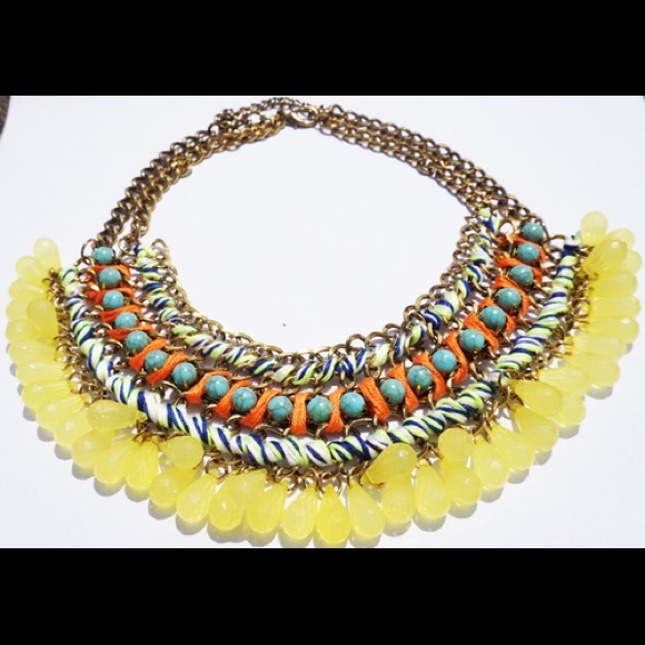 Beautiful statement piece to die for!