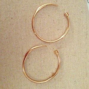 Stella and dot gold hoops