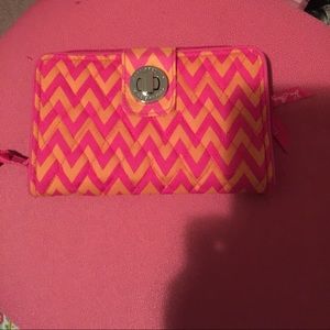 NWT ziggy zags turn lock wallet