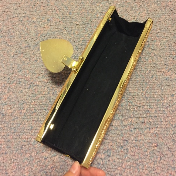 Gold clutch - Picture 2 of 2