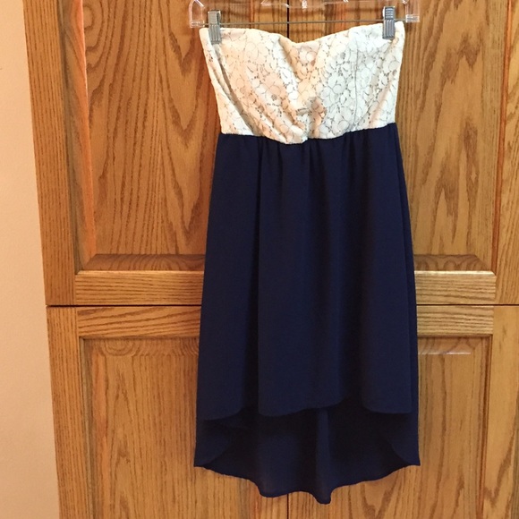 Strapless dress