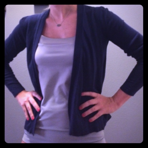 Nice Grey tank top for work or night out!