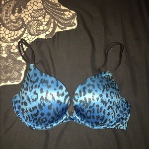 Victoria's Secret Blue Leopard Very Sexy Bra 34B