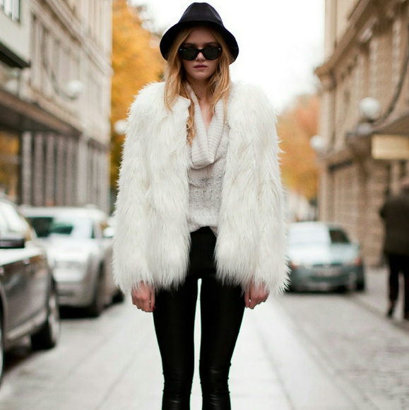 โจ4x HPโจWhite Shag Coat. NWOT - Picture 3 of 5