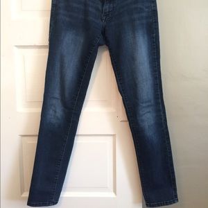 Old navy skinny jeans size 8