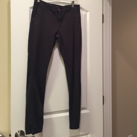 Sold - Picture 2 of 4