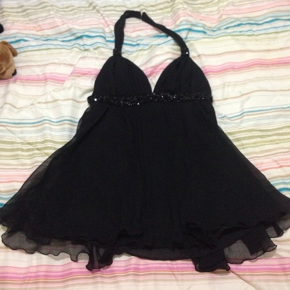 Express flowy halter top NWOT