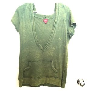 Green Short Sleeved Shirt w/ Hood & Front Pocket.