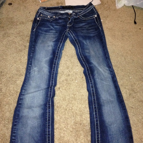 Jeans