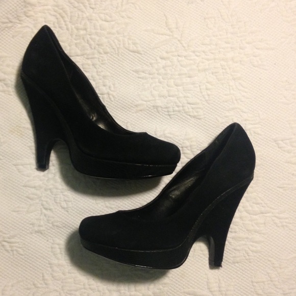BAKERS HEELS👠👠👠