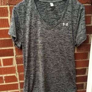 UnderArmour Heat Gear V-Neck Tee