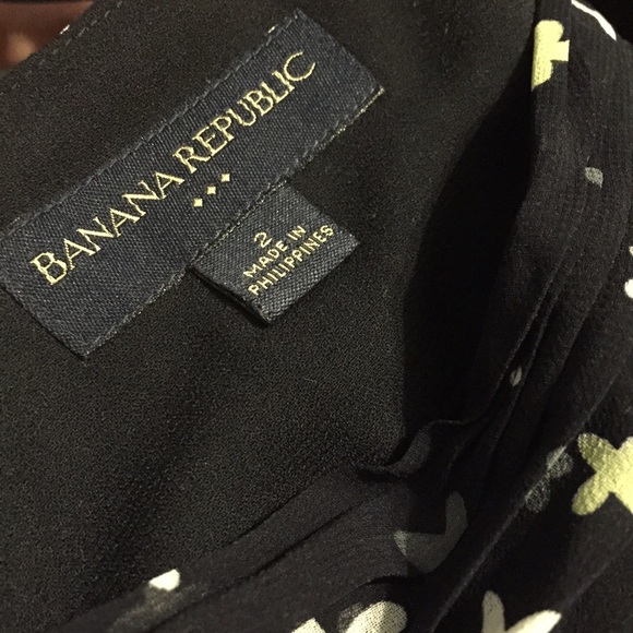 Banana Republic Navy Butterfly Patterned Skirt - Picture 3 of 3