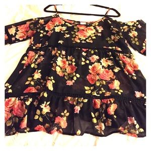 Paper Crane blouse off -the-shoulder💁🏻