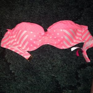 Coral colored VS bathing suit. Push-up