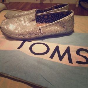 Silver sparkly TOMS size 9
