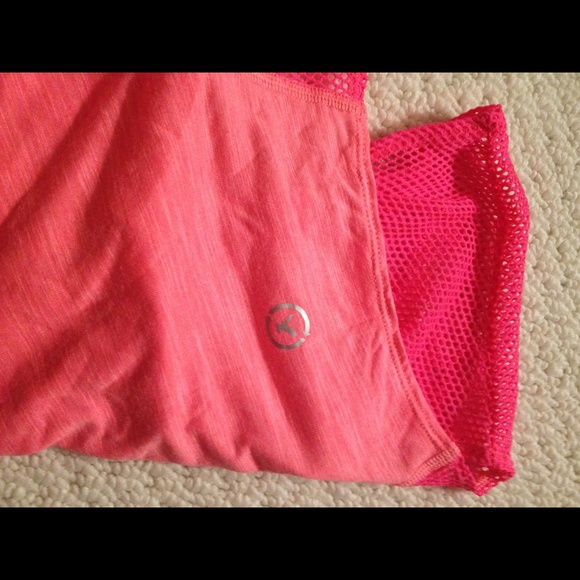 Net tshirt - Picture 4 of 4