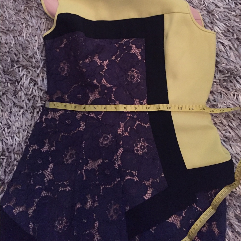 Dress - Picture 3 of 4