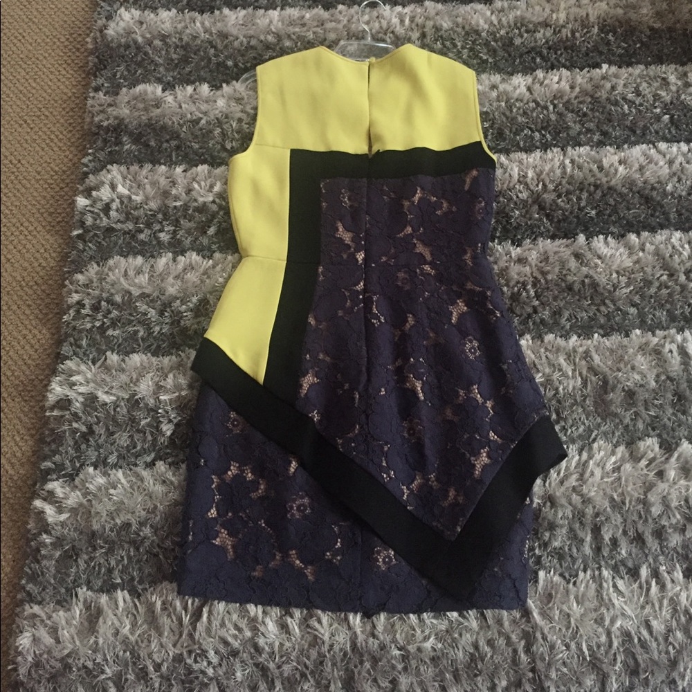 Dress - Picture 4 of 4