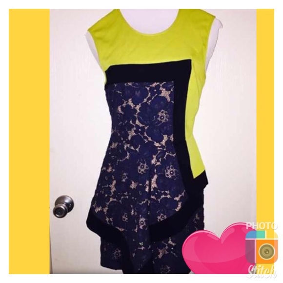 Dress - Picture 2 of 4