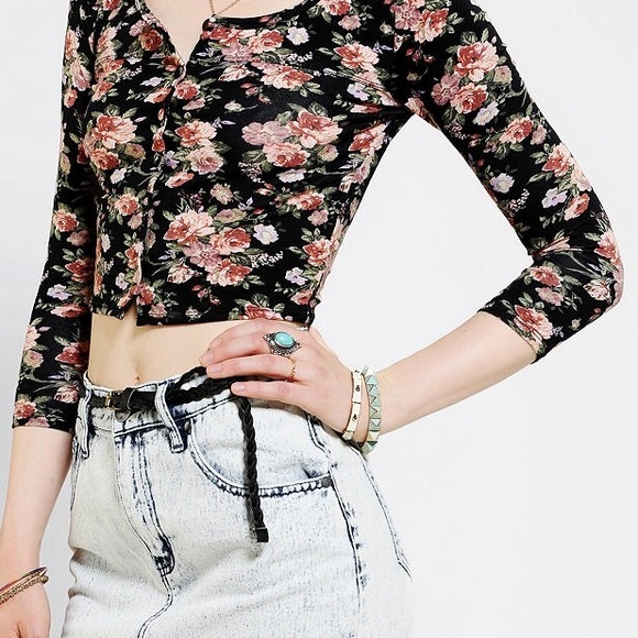 Urban Outfitters Floral Crop Top