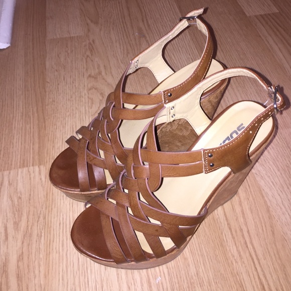 Brown wedges