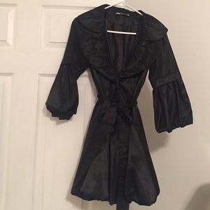 Adelle Dallas Orr outerwear in black
