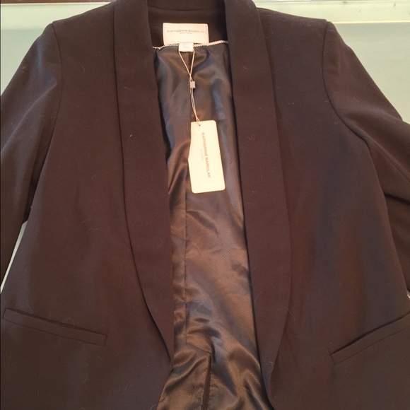 Wkend sale 😍Katherine Barclay Black blazer - Picture 2 of 4
