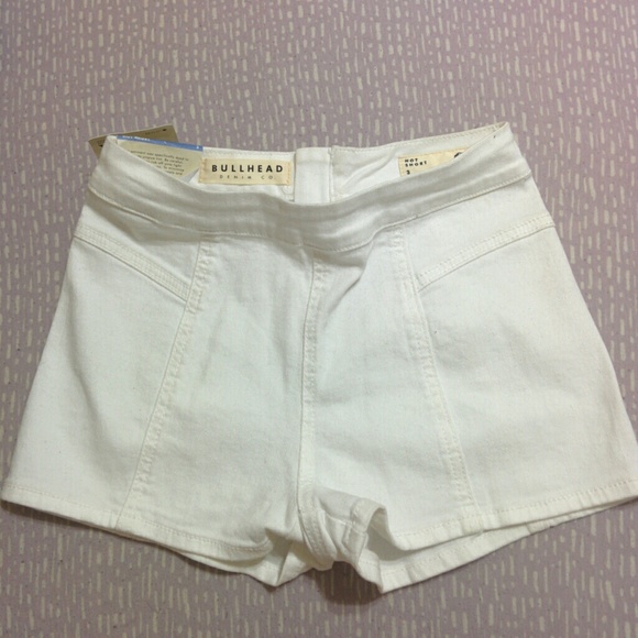 Bullhead PacSun White High Waisted Hot Shorts NWT