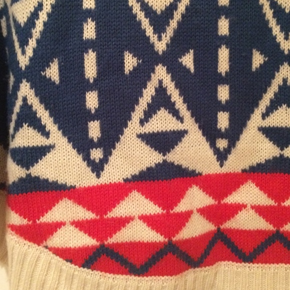Sweater - Picture 2 of 4