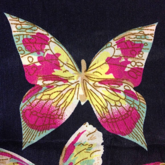 Butterfly Tank - Picture 3 of 4