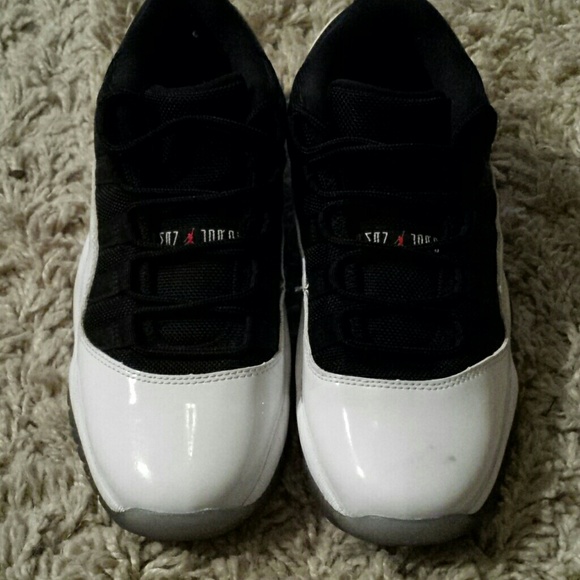 Low  Tuxedo 11s