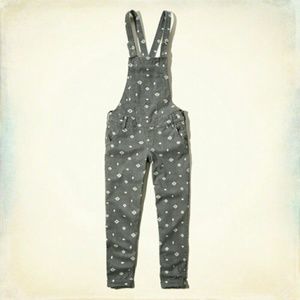 Hollister Boyfriend Overalls