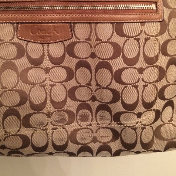 Coach purse - Picture 4 of 4