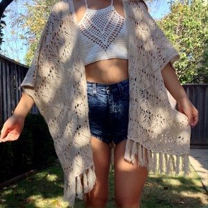 🚫SOLD: NEW Must-have Crotchet Knit Cardigan ✨