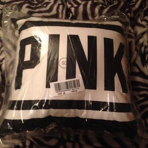 VS PINK Leopard Throw Pillow 🎀