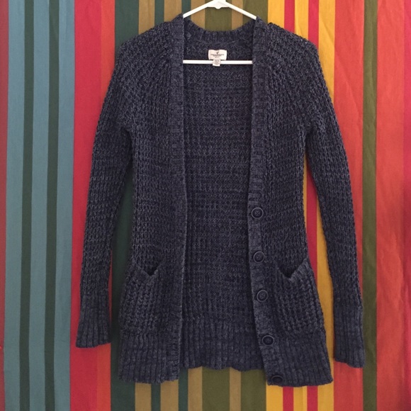 American Eagle knitted sweater