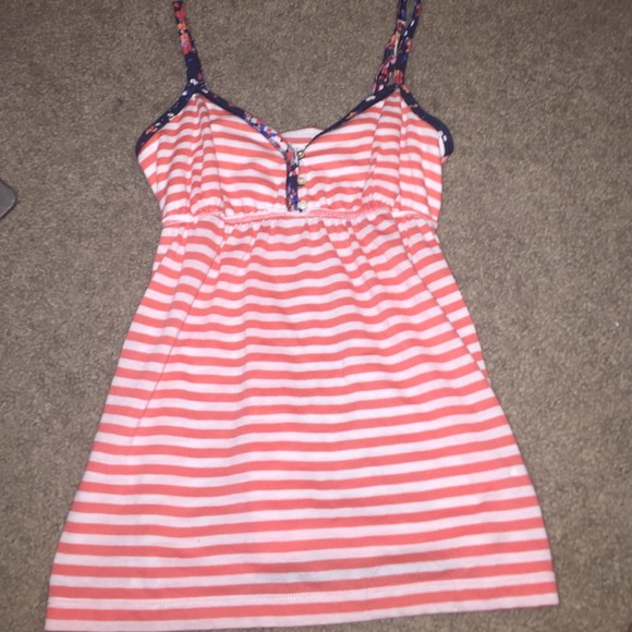 Aeropostale tank top!