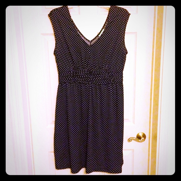 1X PINUP BLACK AND WHITE POLKADOT SWING DRESS