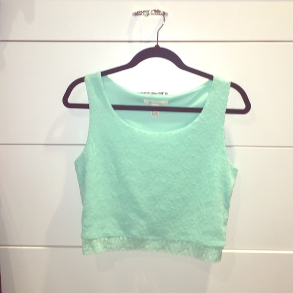 NWOT:Seafoam Green lace overlay cropped tank