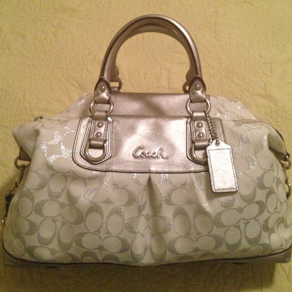 Authentic Coach "Ashley" Signature bag.