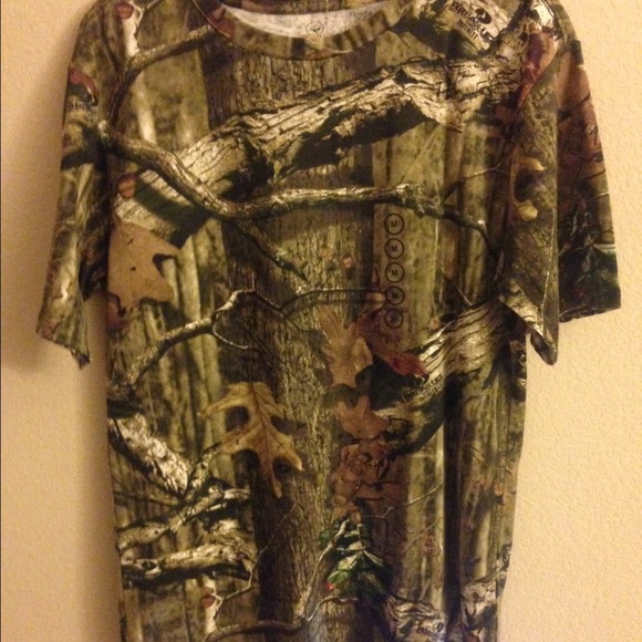 Medium camo women's shirt!