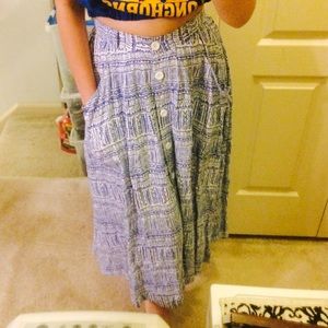 Front buttons side pocket long skirt