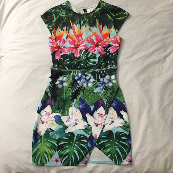 H&M mid-zip bodicon dress
