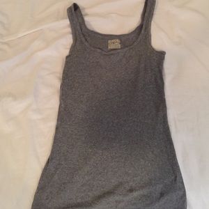 Grey tank top
