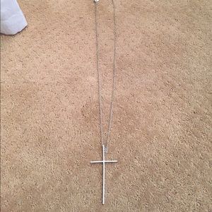 Sliver Cross necklace NWOTS🎀
