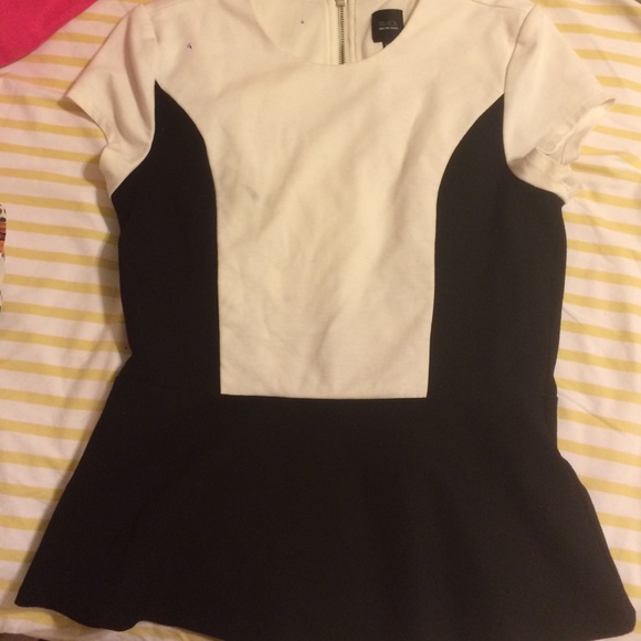 Black by Saks Fifth Avenue Peplum Top - Picture 1 of 1