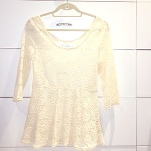 NWOT-Cream Lace peplum blouse
