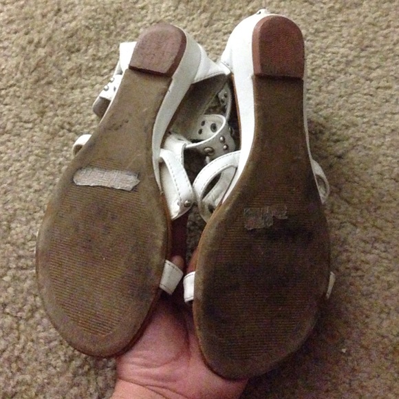 white sandals - Picture 2 of 3