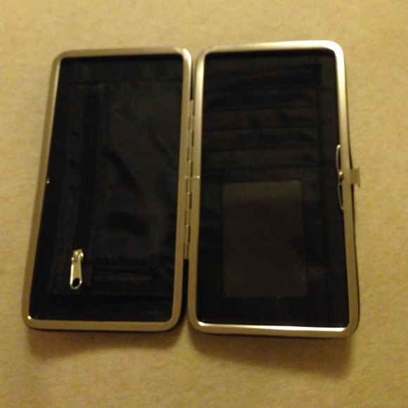 Wallet :) - Picture 2 of 3