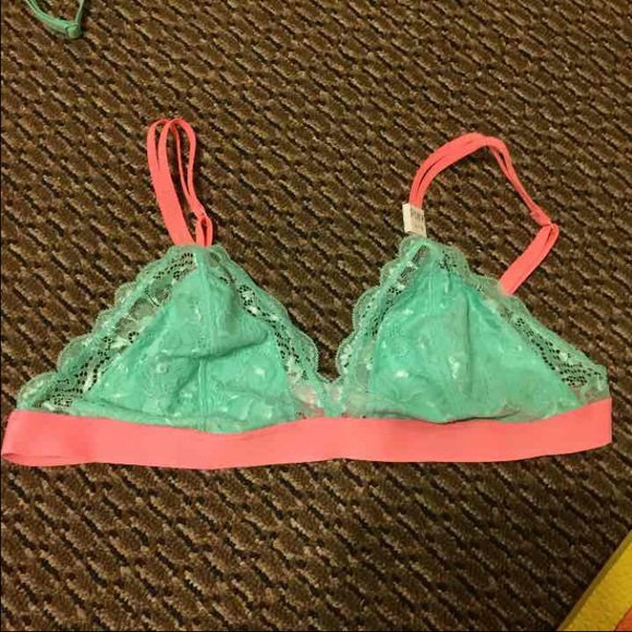 Vs bra